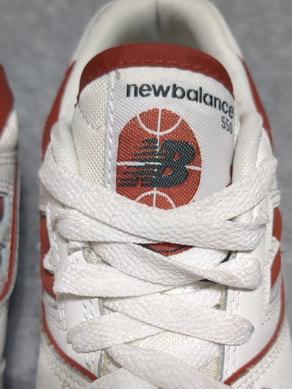 New Balance 550 White and Red Low-Top leather Women's Sneakers, Size 6.5 - Picture 8 of 8